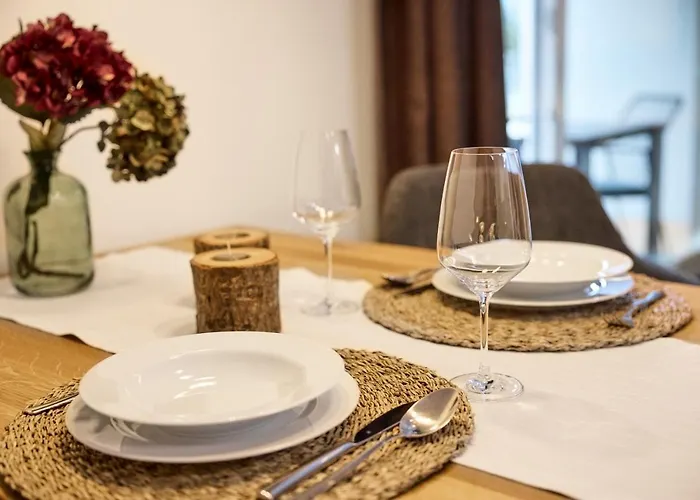 Neues Luxerioes Eingerichtetes Bock * ゼー